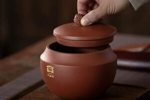茶香「保衛戰」！一篇講通大益茶的雨季存放要點